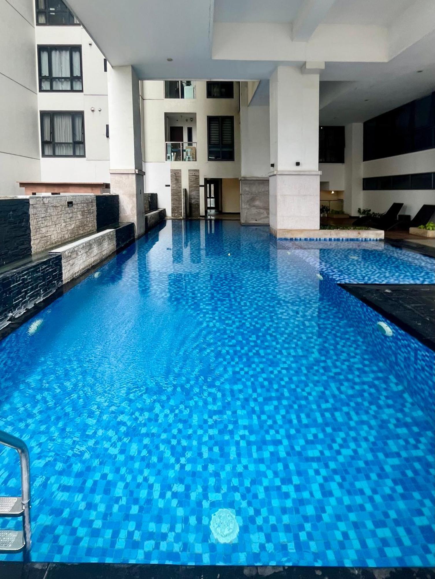 Greenbelt Hamilton Tower 1 마카티 외부 사진